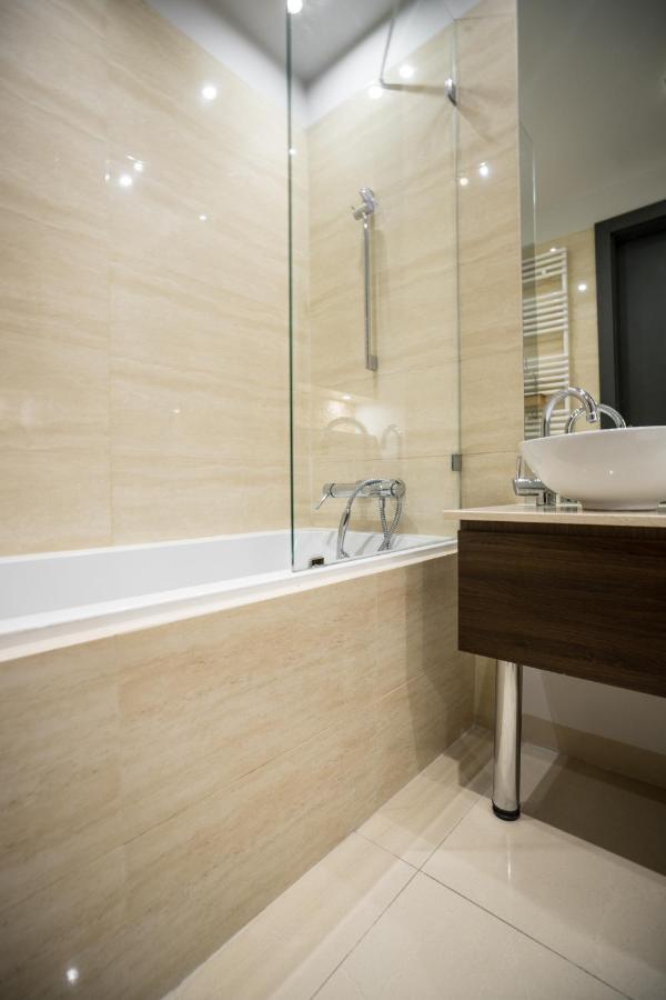 Oomph Warsaw Central Luxurious Air-Conditioned Apartment With Balcony Экстерьер фото